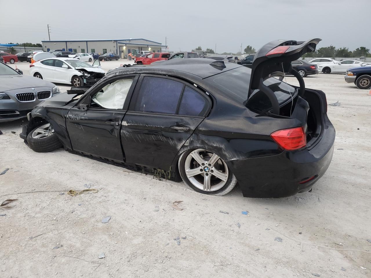 2014 BMW 320 I VIN: WBA3B1C52EK131640 Lot: 62553594