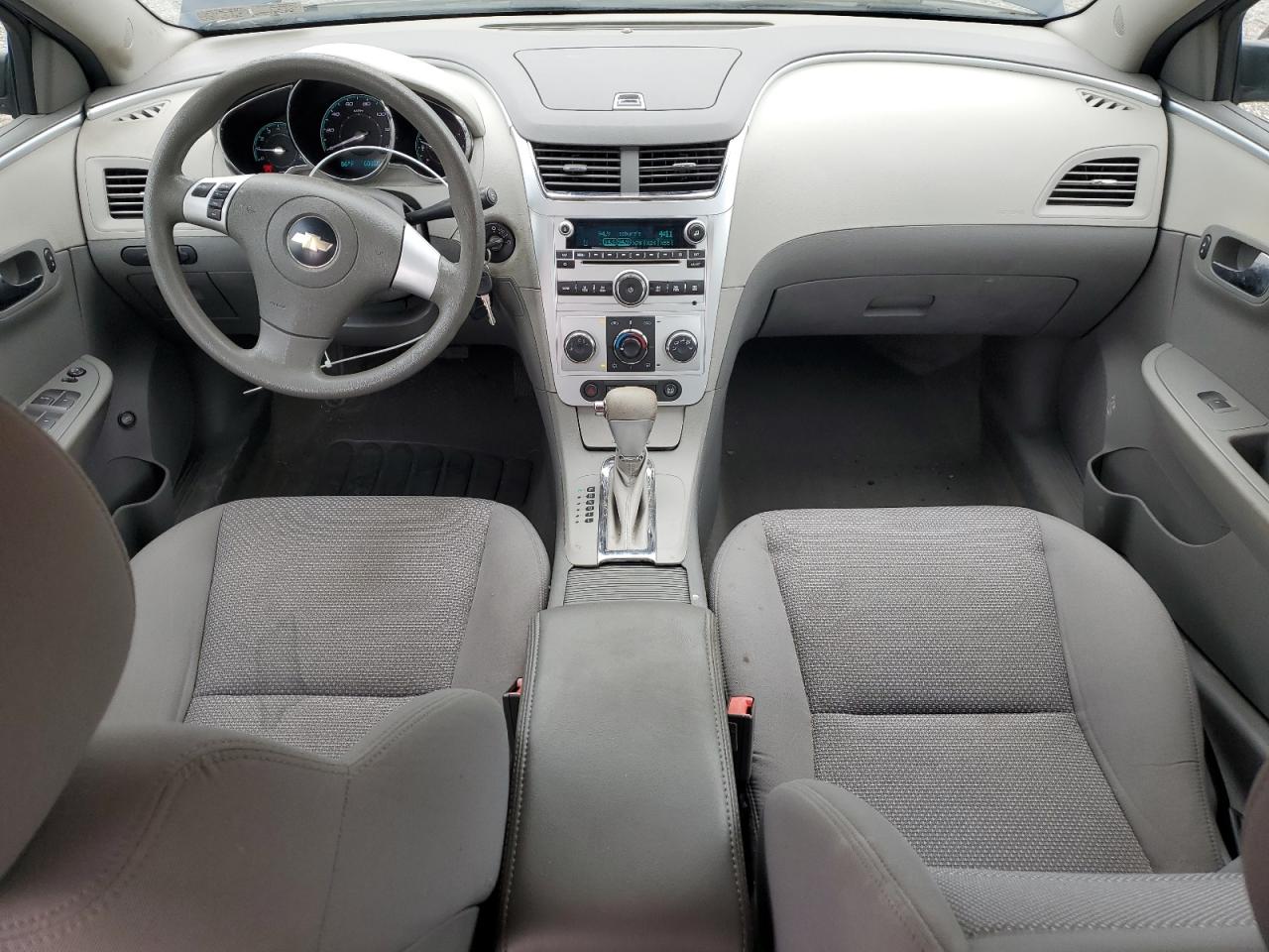 2010 Chevrolet Malibu Ls VIN: 1G1ZB5EBXAF235232 Lot: 64617134