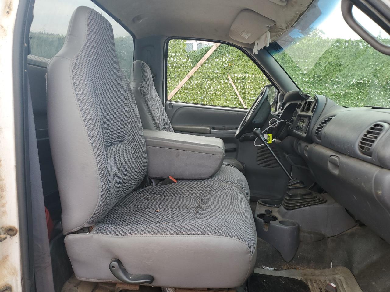 2000 Dodge Ram 1500 VIN: 1B7HF16Y5YS617480 Lot: 62851054