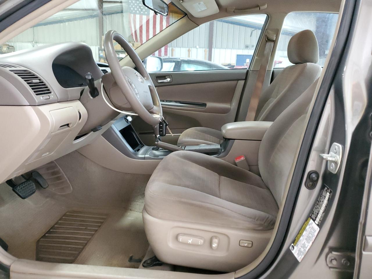 2005 Toyota Camry Le VIN: 4T1BE32K25U554999 Lot: 62742224