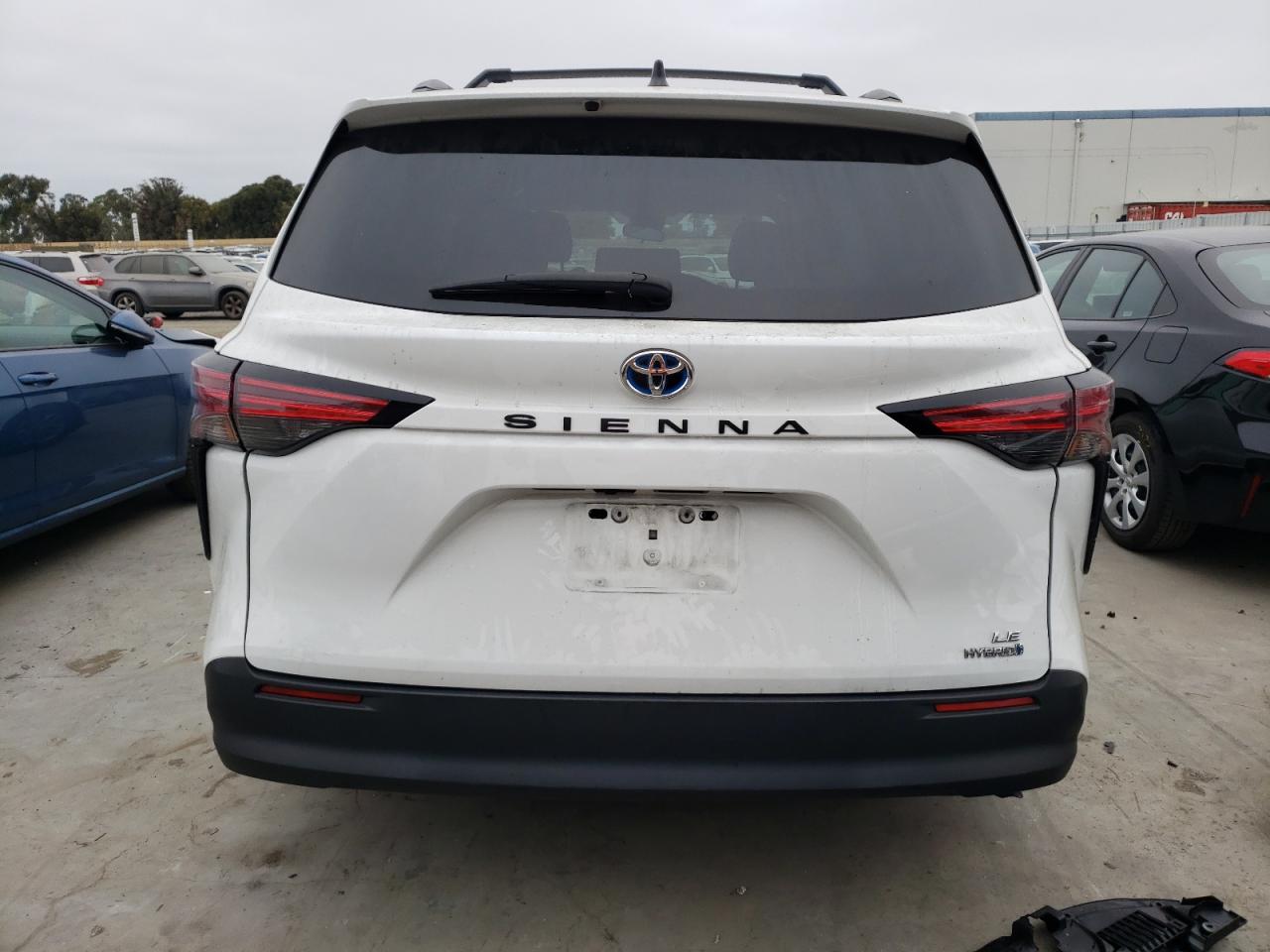 2021 Toyota Sienna Le VIN: 5TDKRKEC6MS038509 Lot: 62745504