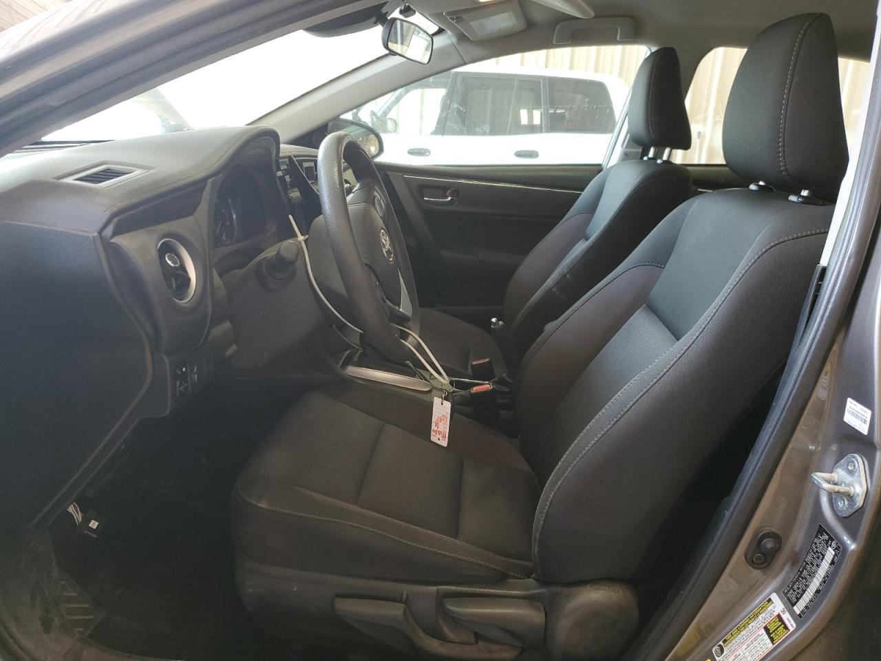 2017 Toyota Corolla L VIN: 2T1BURHE4HC861782 Lot: 64362284