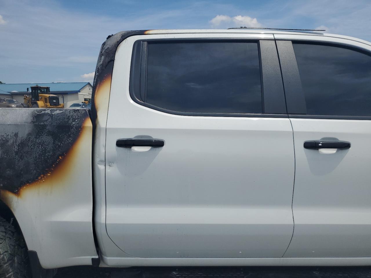 2021 Chevrolet Silverado - Image 10