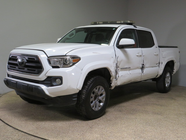 2018 Toyota Tacoma Double Cab vin: 5TFAZ5CN3JX068851