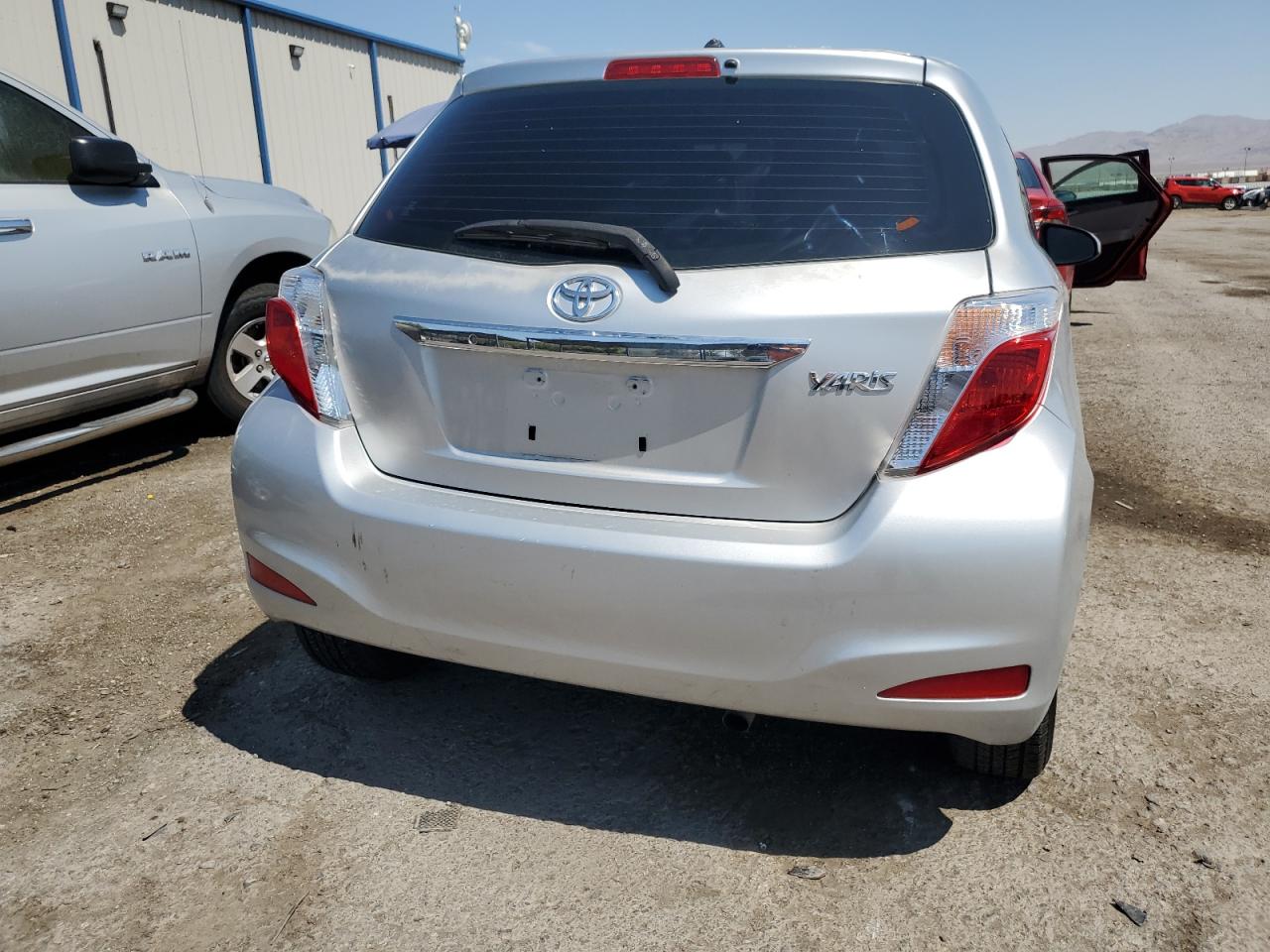 JTDJTUD32ED586661 2014 Toyota Yaris