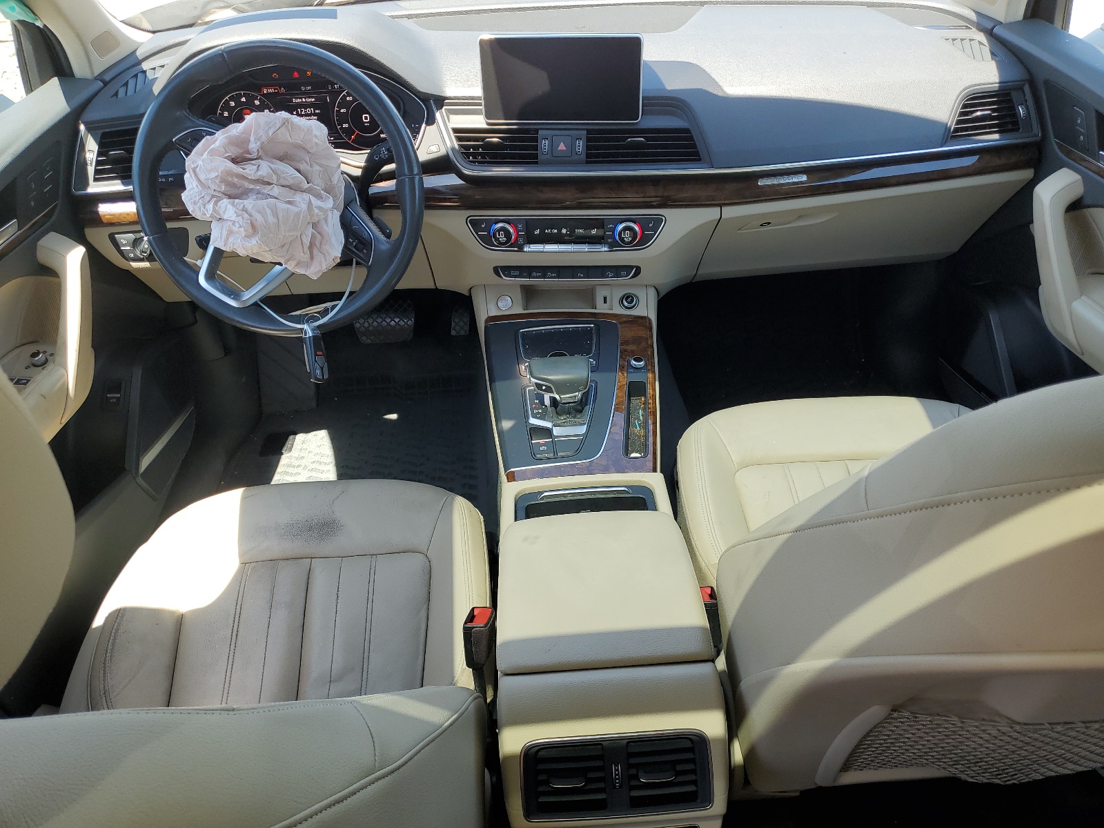 WA1BNAFY7J2124991 2018 Audi Q5 Premium Plus