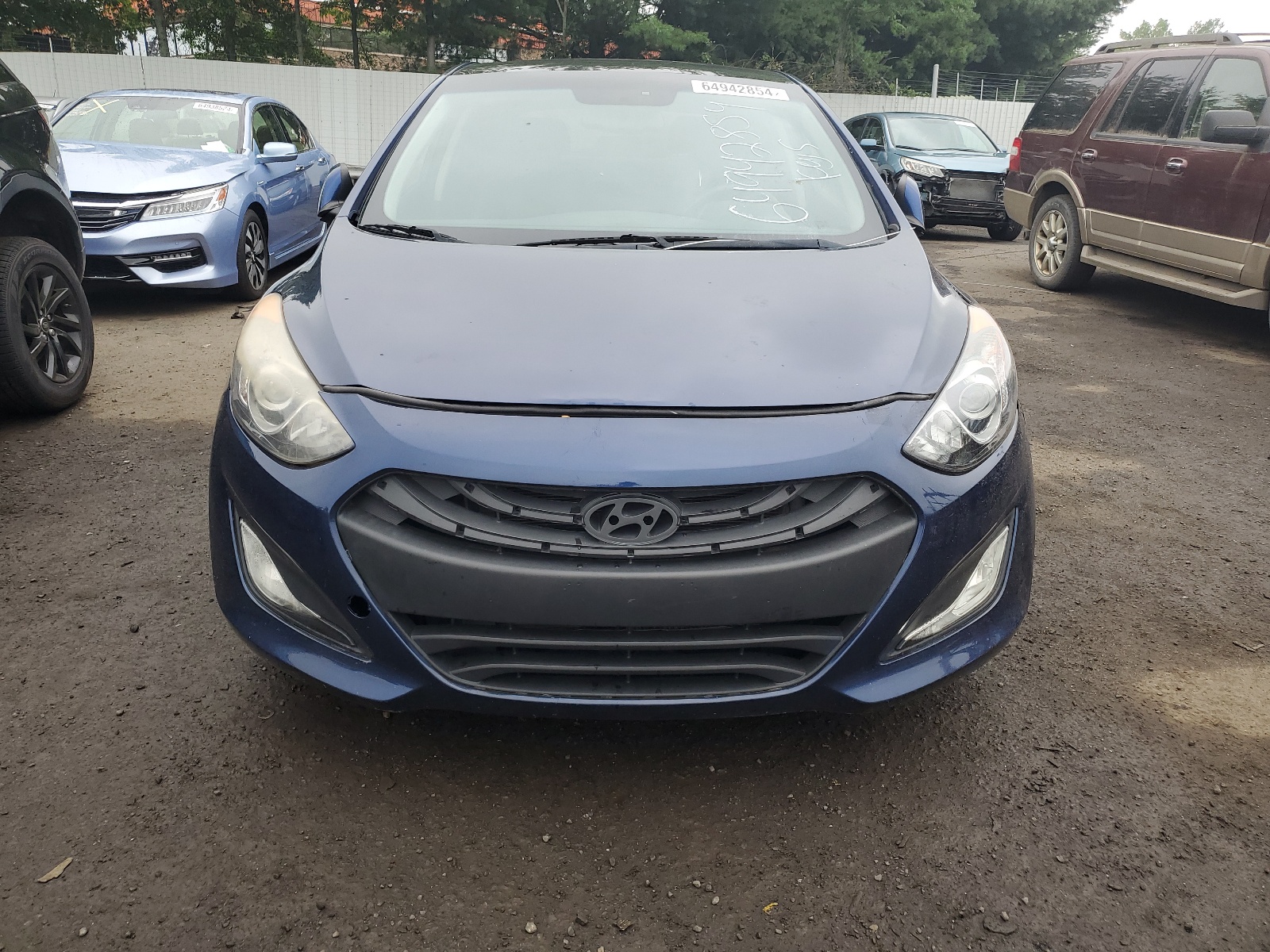 2013 Hyundai Elantra Gt vin: KMHD35LE6DU098538