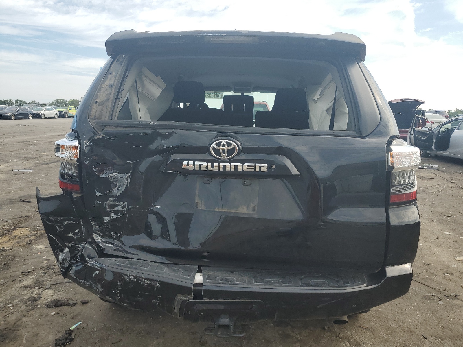 JTEBU5JR0K5680538 2019 Toyota 4Runner Sr5