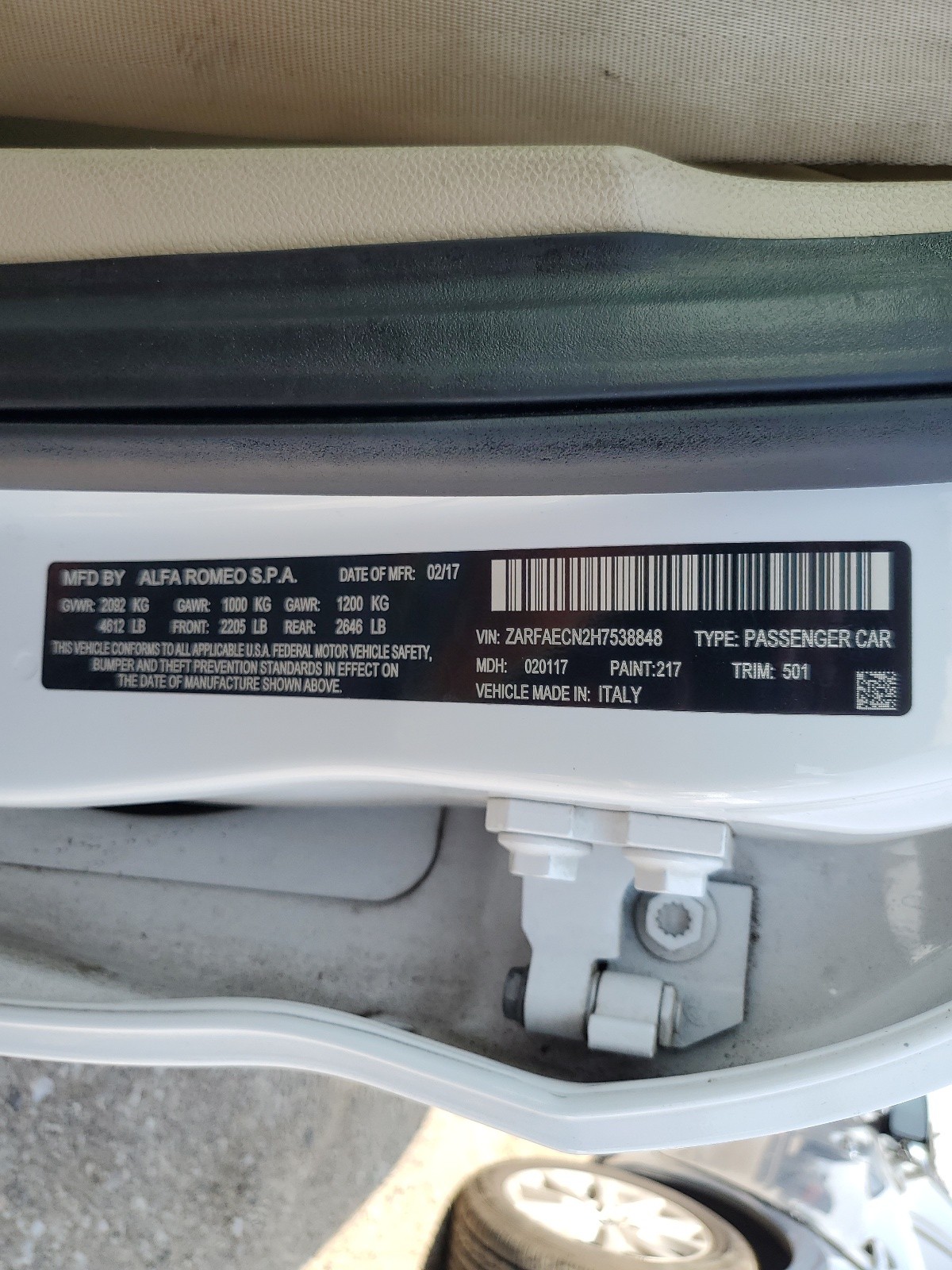 ZARFAECN2H7538848 2017 Alfa Romeo Giulia Ti