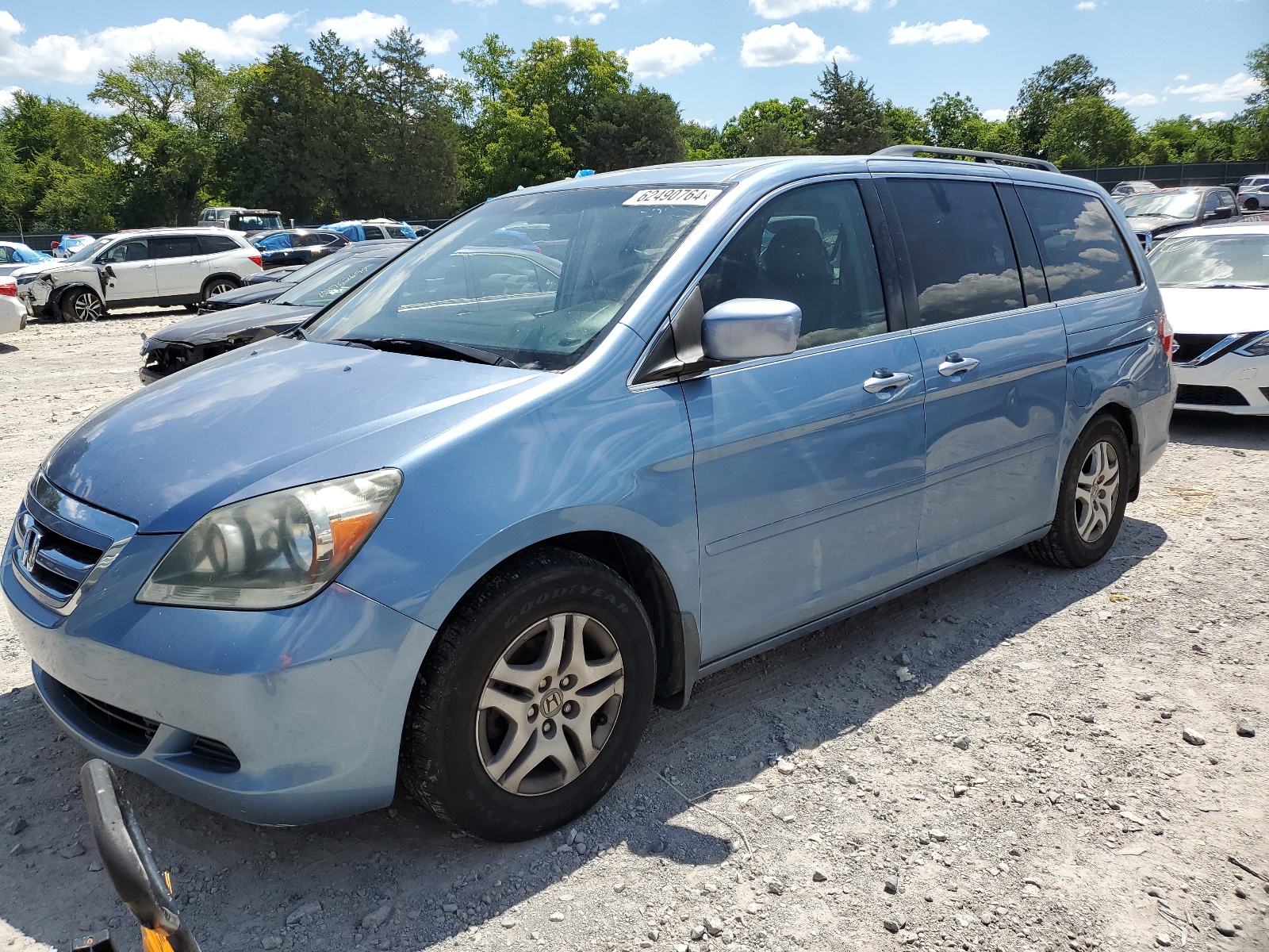 5FNRL38675B090572 2005 Honda Odyssey Exl