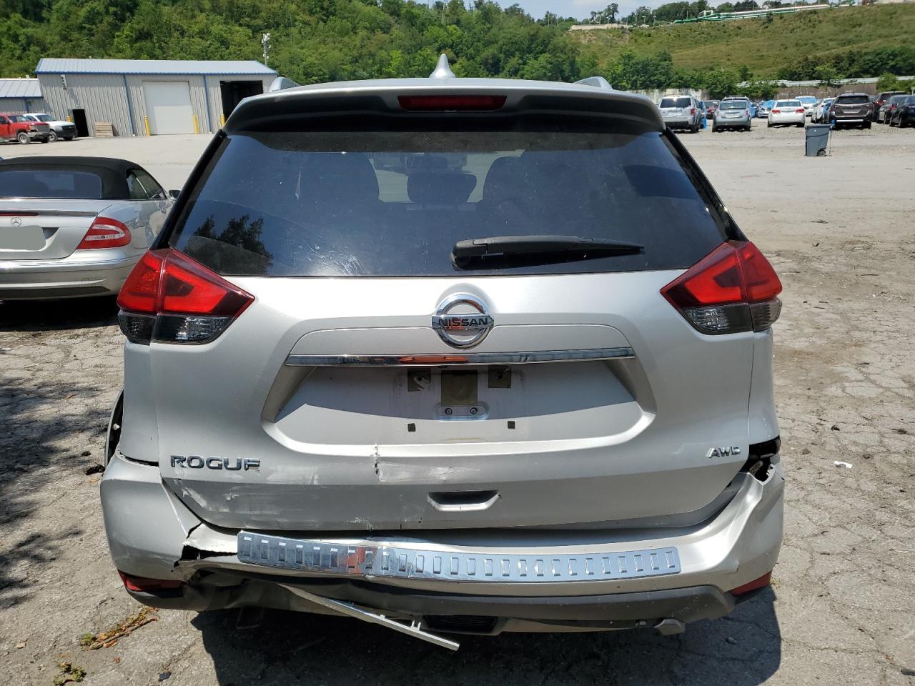 2017 Nissan Rogue S VIN: JN8AT2MV1HW274737 Lot: 61673134