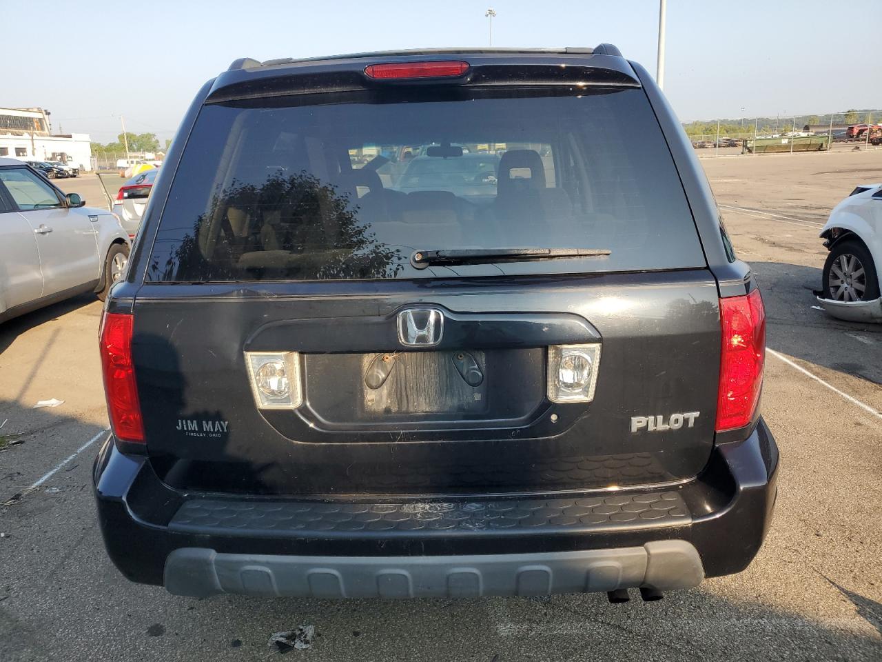 2005 Honda Pilot Ex VIN: 2HKYF18465H511558 Lot: 63986244