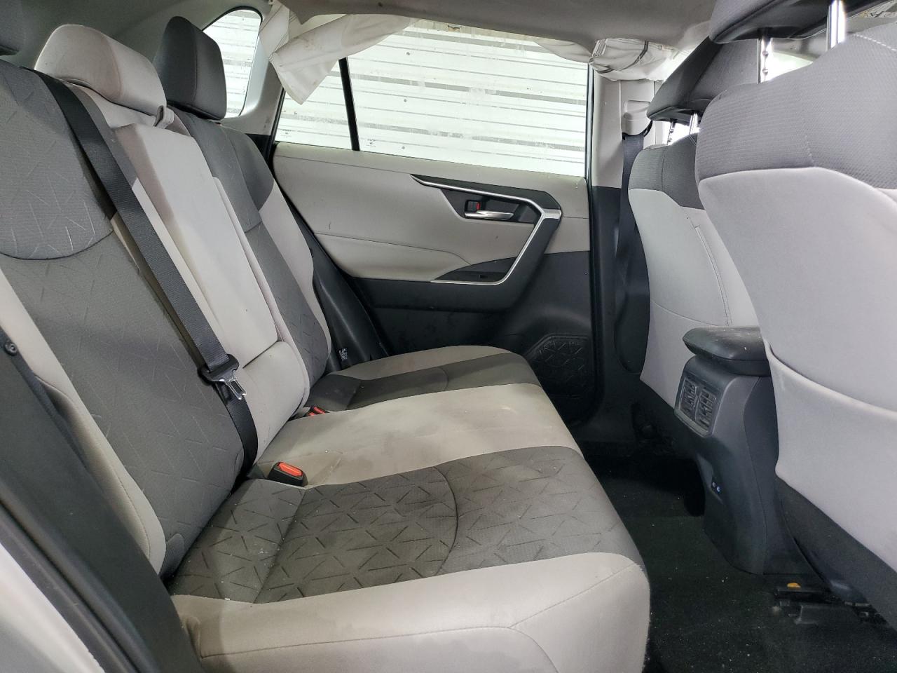 2022 Toyota Rav4 Xle VIN: 2T3P1RFV5NW261324 Lot: 64909084