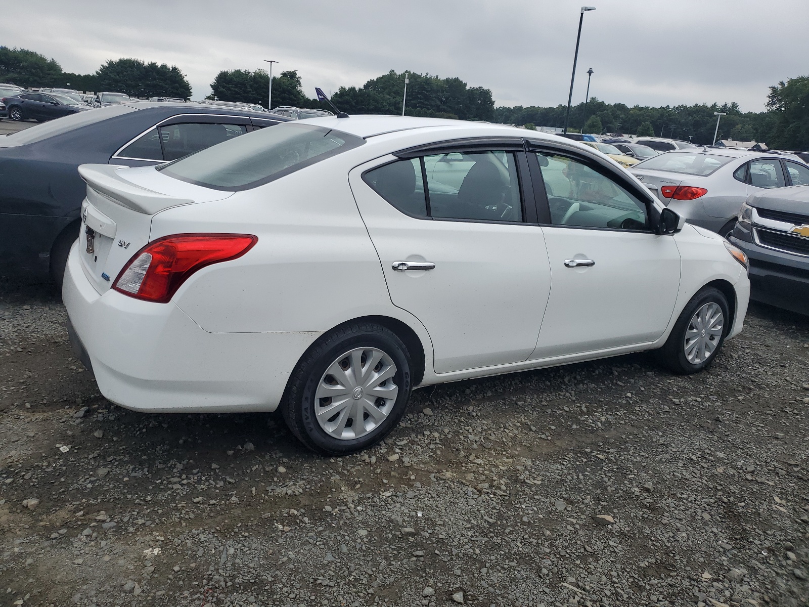 2016 Nissan Versa S vin: 3N1CN7AP2GL879732