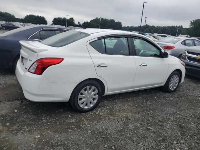 Седани NISSAN VERSA 2016 Білий