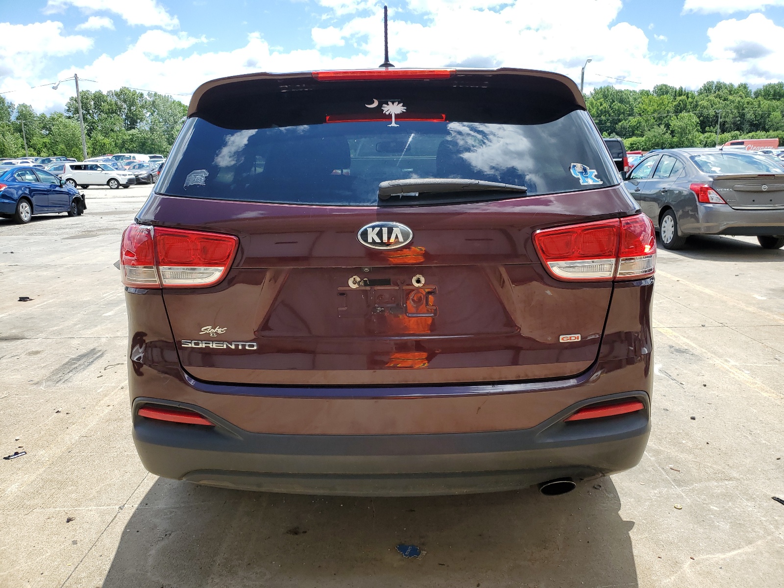 2017 Kia Sorento Lx vin: 5XYPG4A37HG238931