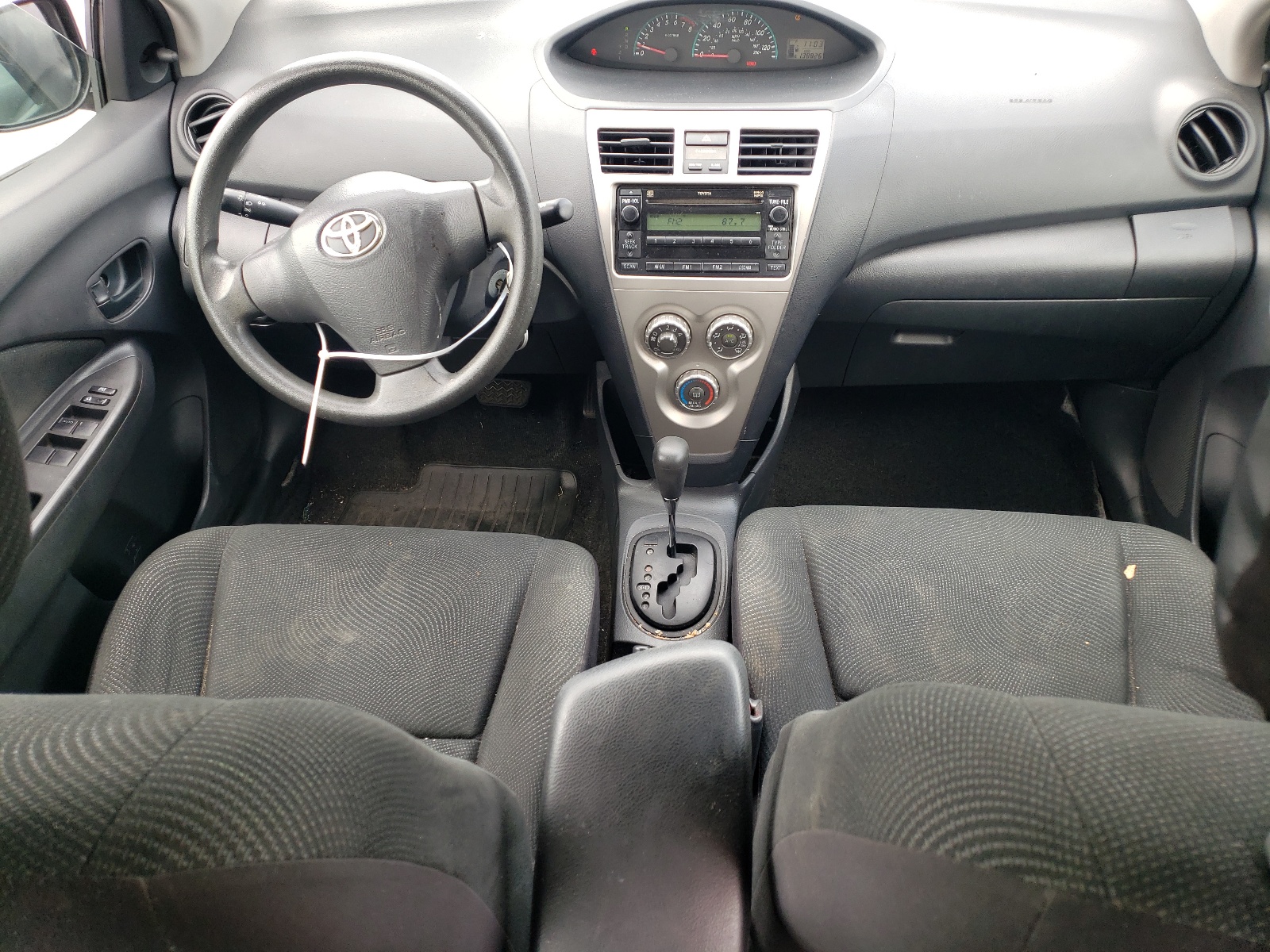 JTDBT903291344869 2009 Toyota Yaris