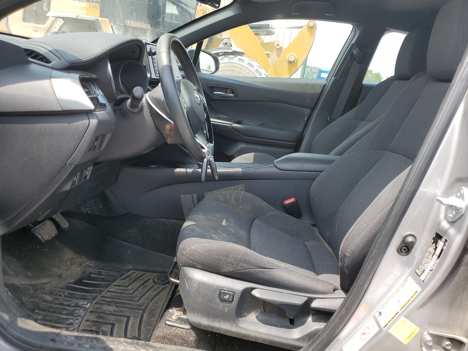 NMTKHMBX3JR015432 2018 Toyota C-Hr Xle