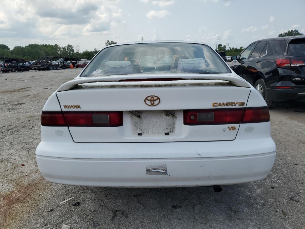 1999 Toyota Camry Le VIN: JT2BF22K2X0211916 Lot: 64287724