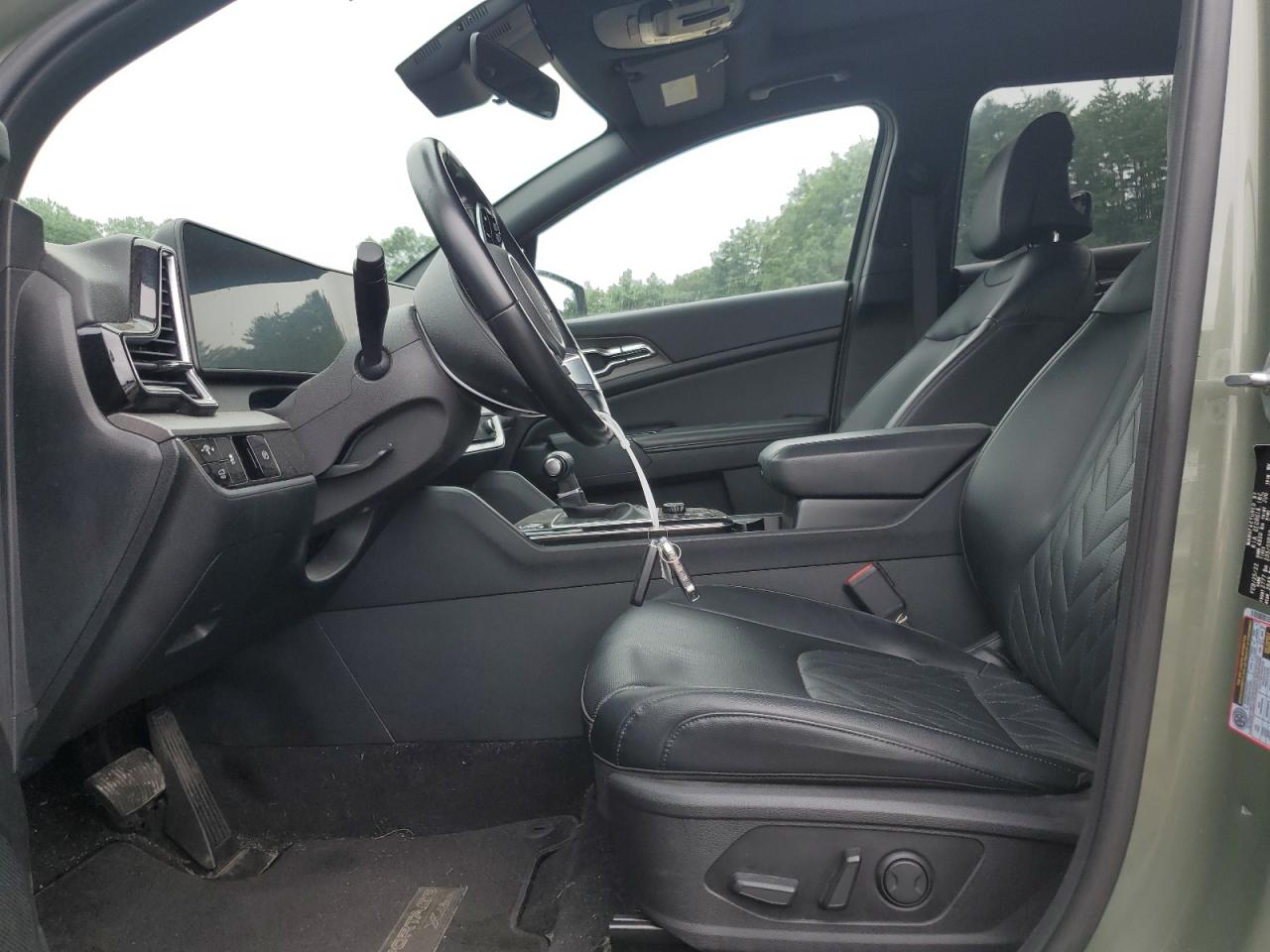 2023 Kia Sportage - Image 7