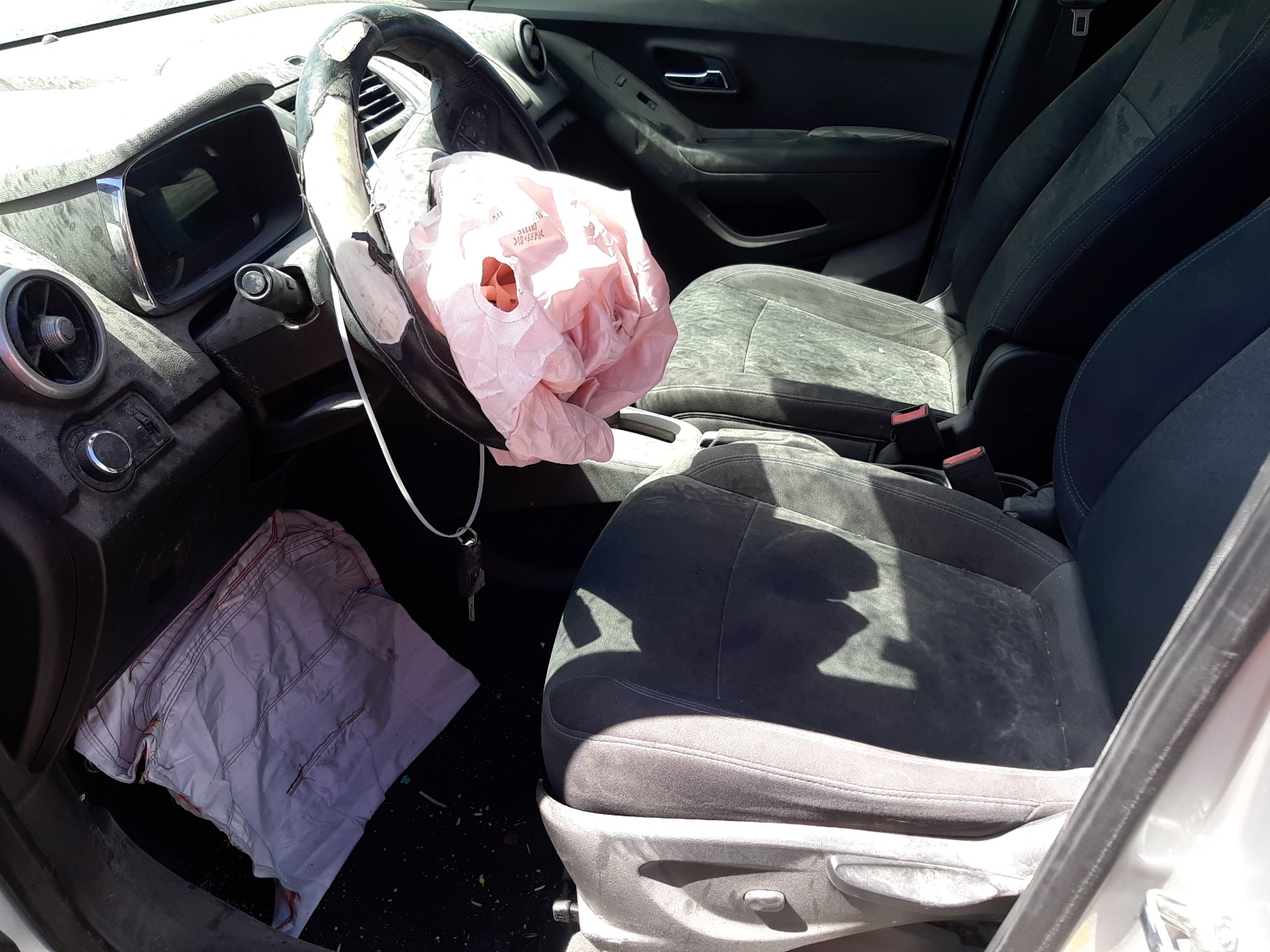 KL7CJKSB4GB599582 2016 Chevrolet Trax Ls