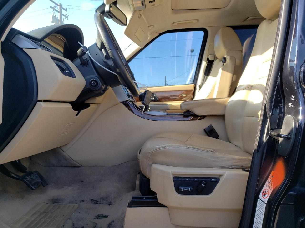 2008 Land Rover Range Rover Sport Hse VIN: SALSK25468A187527 Lot: 64232524