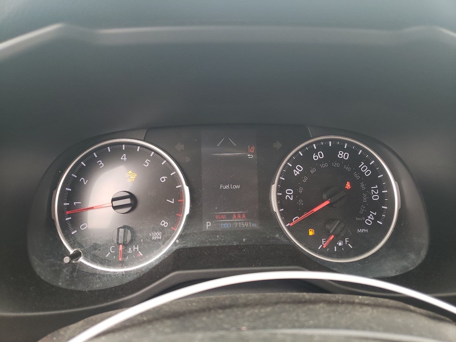 2T3H1RFV9KW037067 2019 Toyota Rav4 Le