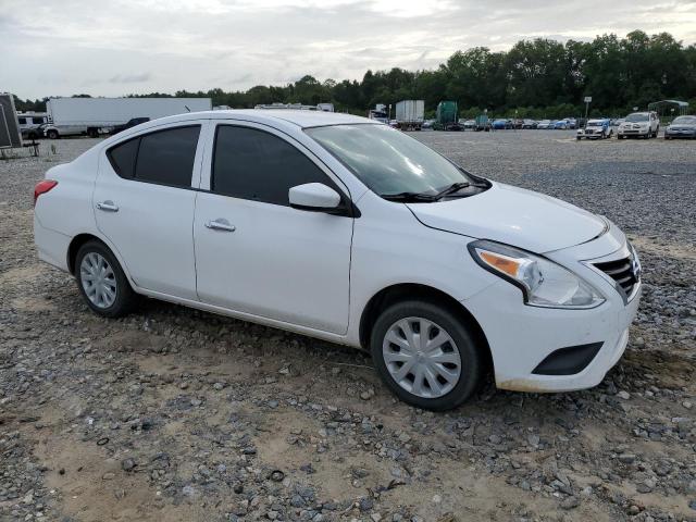  NISSAN VERSA 2019 White