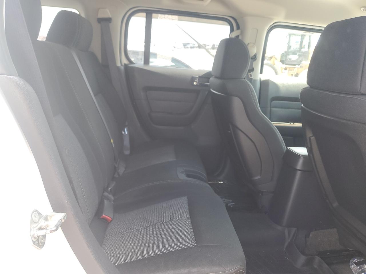 2006 Hummer H3 VIN: 5GTDN136768256079 Lot: 63652534