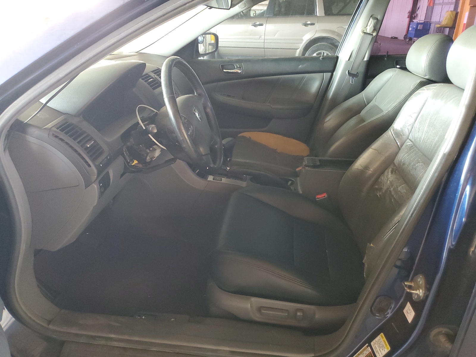 1HGCM56885A032967 2005 Honda Accord Ex