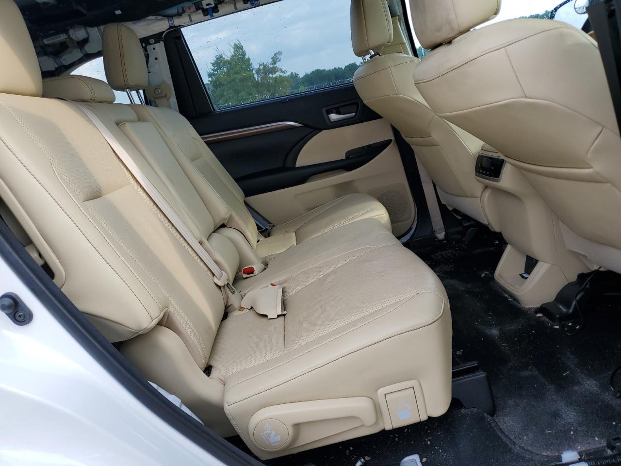 2018 Toyota Highlander Limited VIN: 5TDYZRFH1JS284506 Lot: 64156844