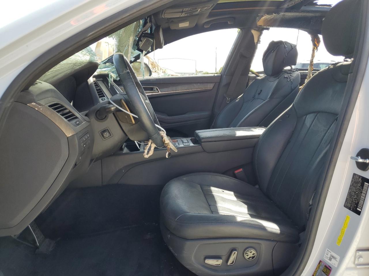 2019 Genesis G80 - Image 7
