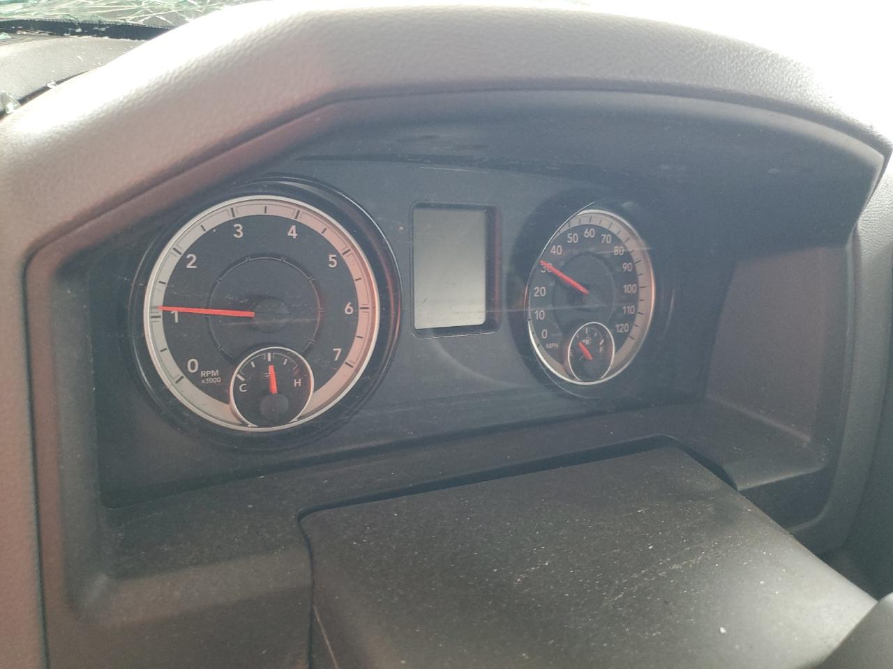 2019 Ram 1500 Classic Tradesman VIN: 3C6JR6DT9KG546755 Lot: 61724324