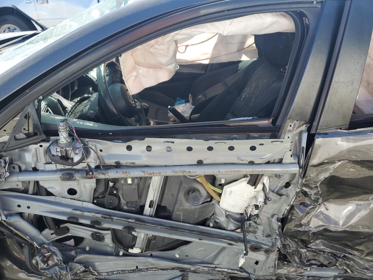 2014 Mazda 3 Touring VIN: JM1BM1V75E1116756 Lot: 62720984