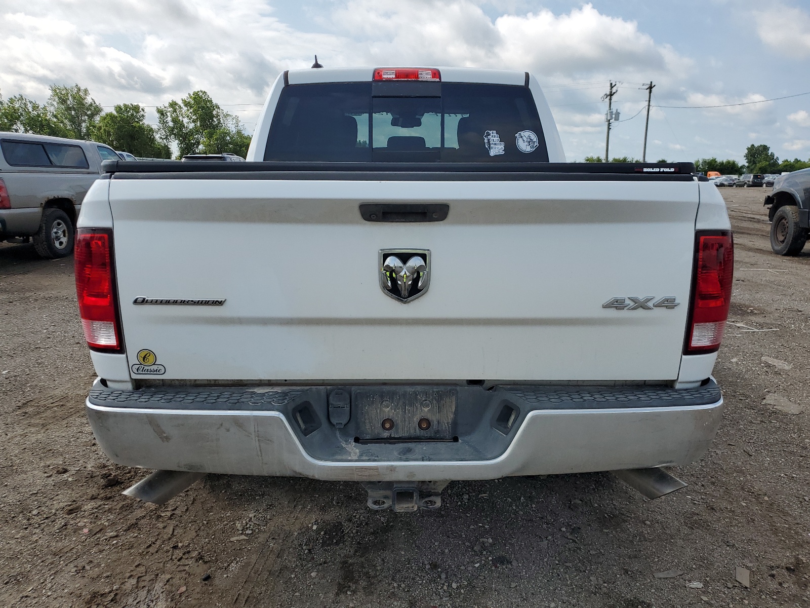 1C6RR7LT5FS666822 2015 Ram 1500 Slt