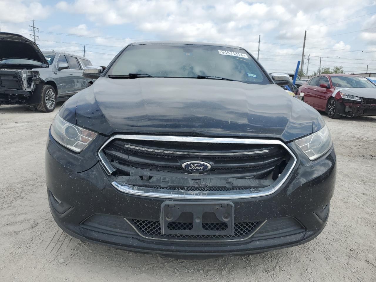 2015 Ford Taurus - Image 5