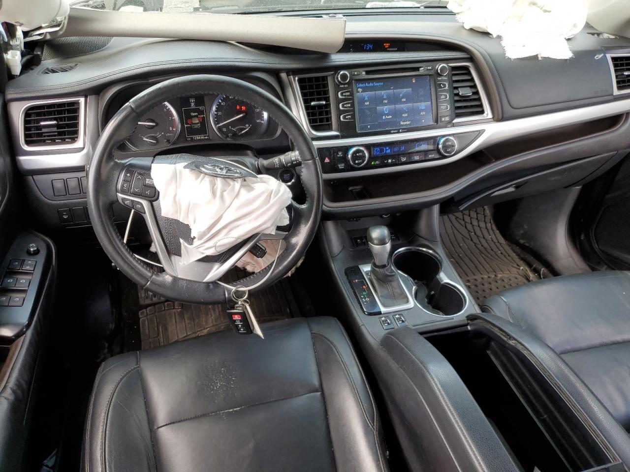 2015 Toyota Highlander Xle VIN: 5TDJKRFH4FS158105 Lot: 65375364