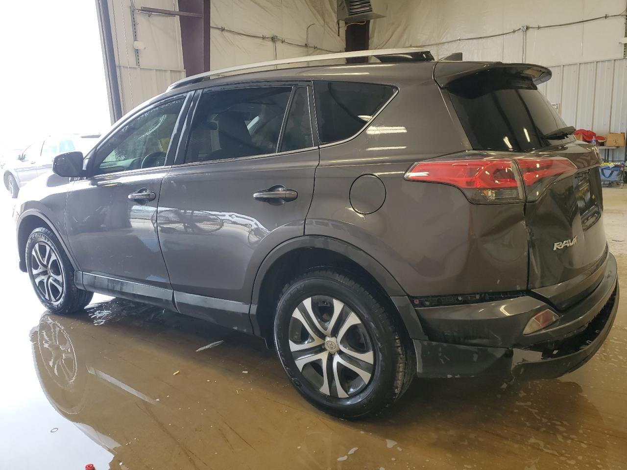 2017 Toyota Rav4 Le VIN: JTMZFREV7HJ702076 Lot: 63678004