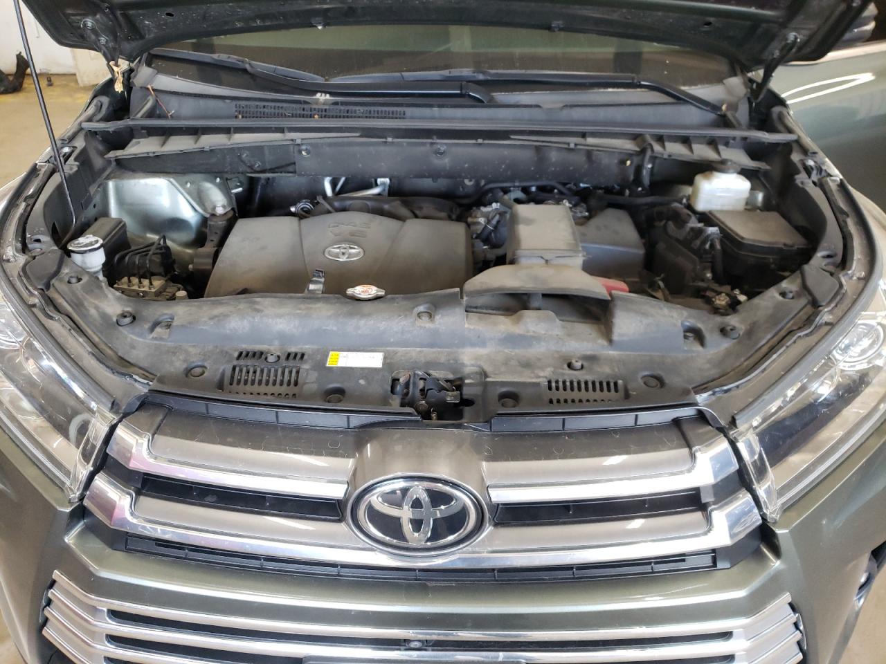 2019 Toyota Highlander Limited VIN: 5TDDZRFH8KS712507 Lot: 60974564