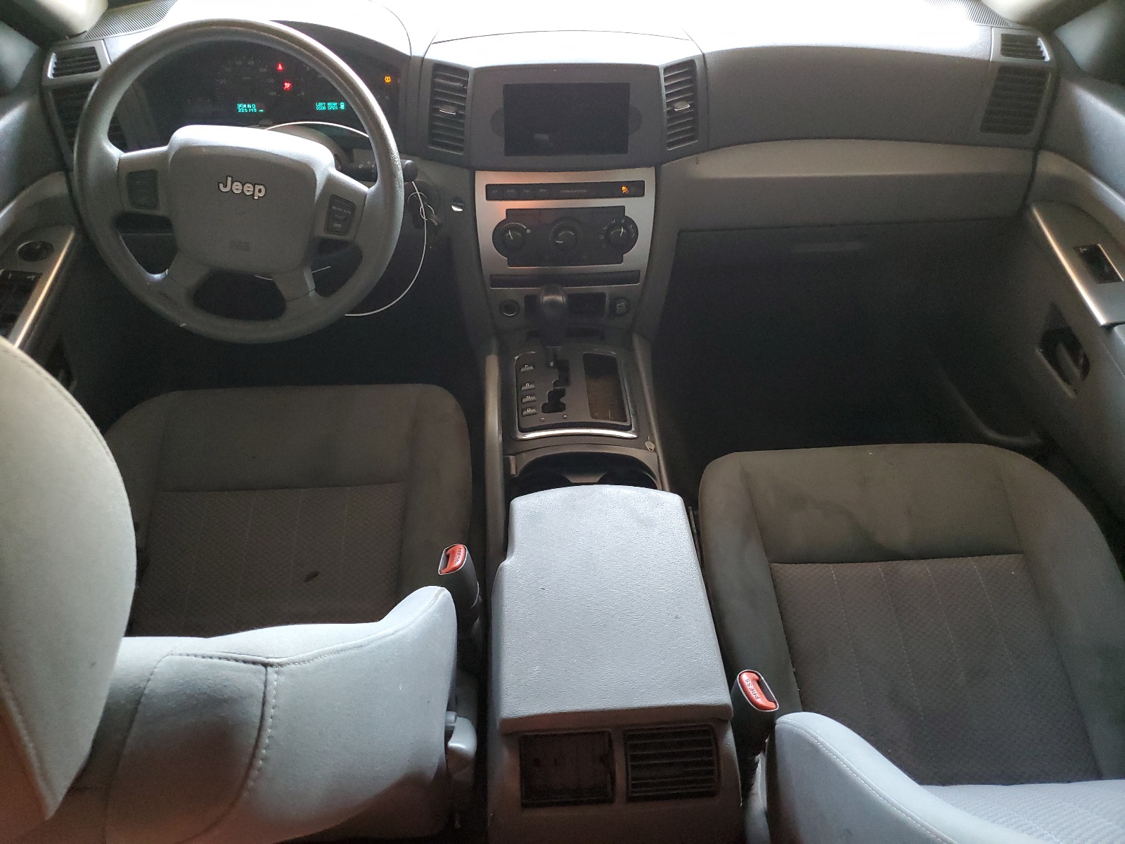 1J4GS48K25C667898 2005 Jeep Grand Cherokee Laredo