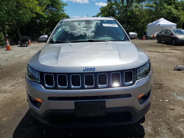  JEEP COMPASS 2018 Srebrny
