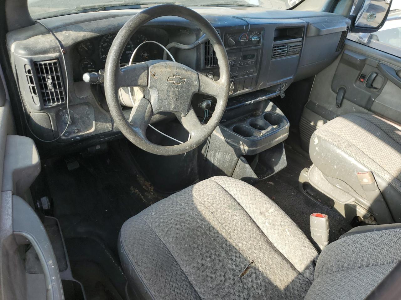 2004 Chevrolet Express G2500 VIN: 1GCGG25V441232918 Lot: 65644754