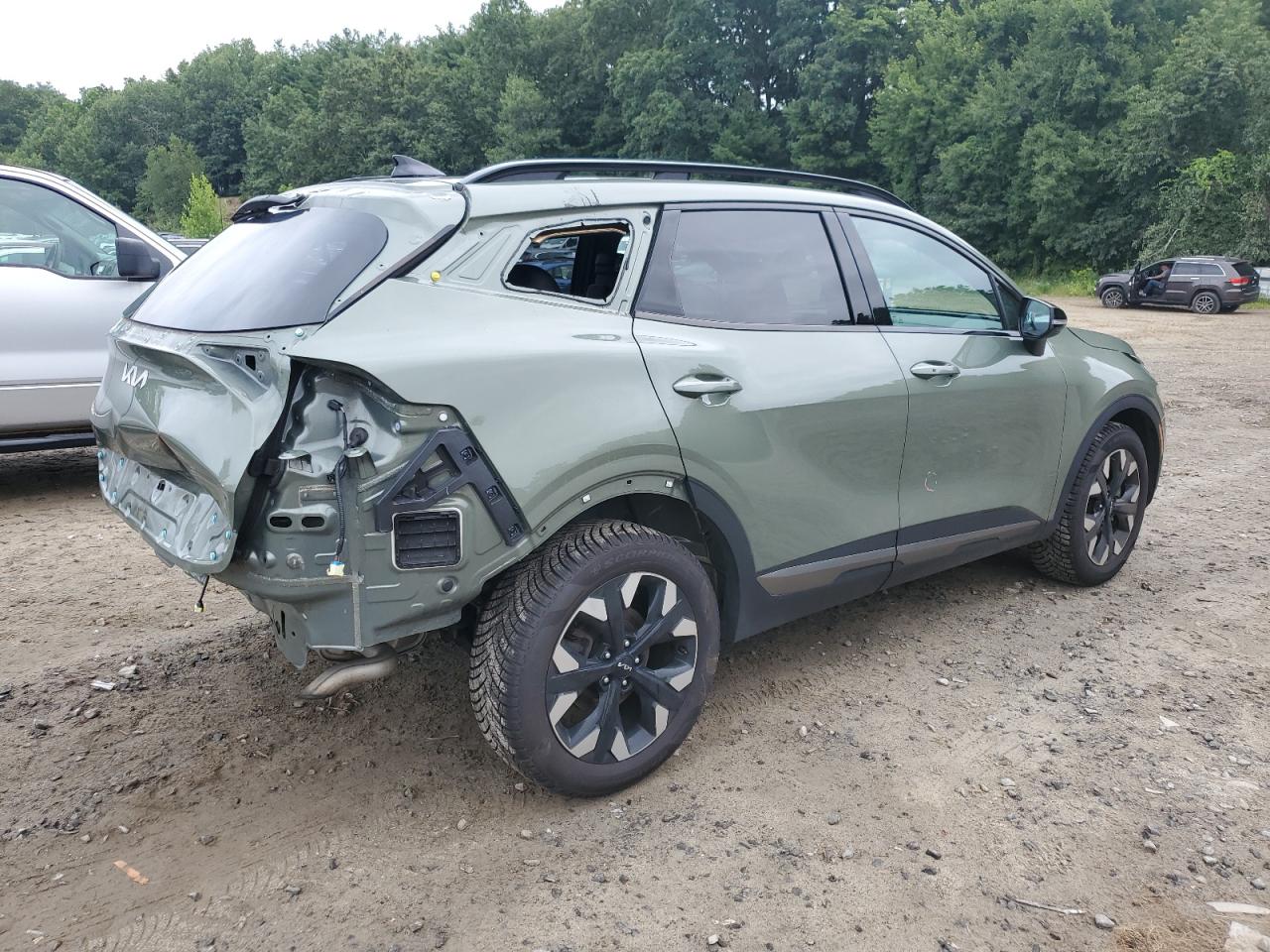2023 Kia Sportage - Image 3