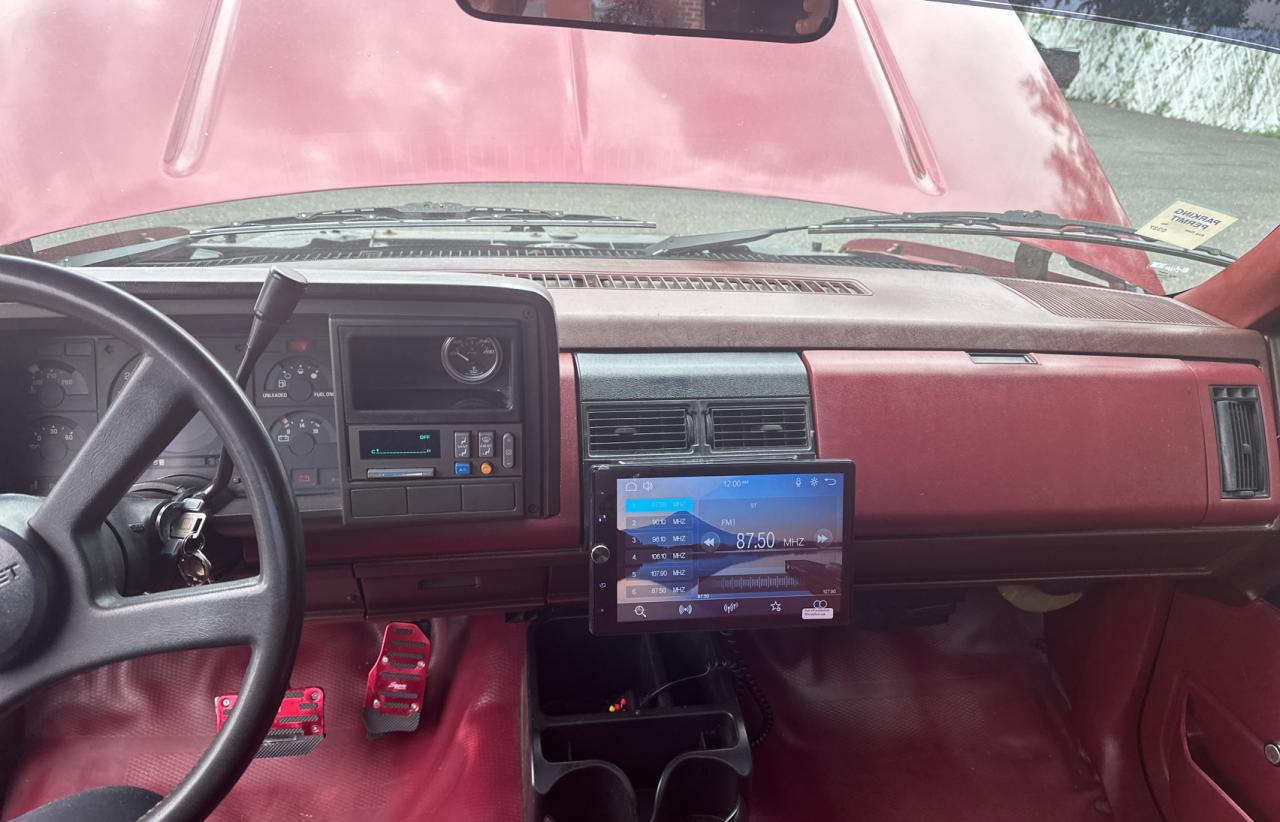 1990 Chevrolet Gmt-400 C1500 VIN: 1GCDC14KXLE241369 Lot: 64899374