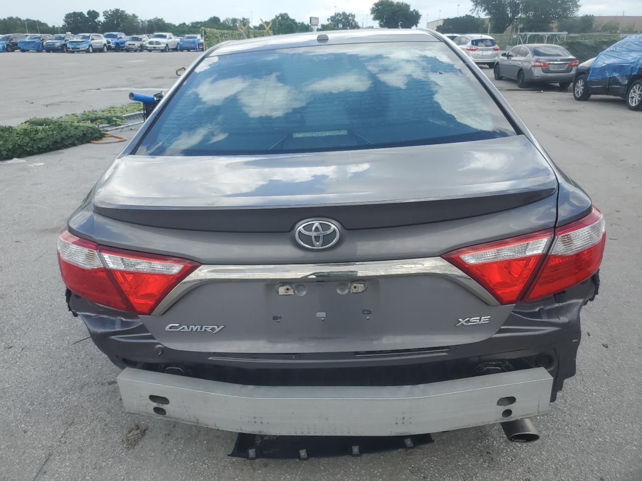 4T1BF1FKXFU087991 2015 Toyota Camry Le