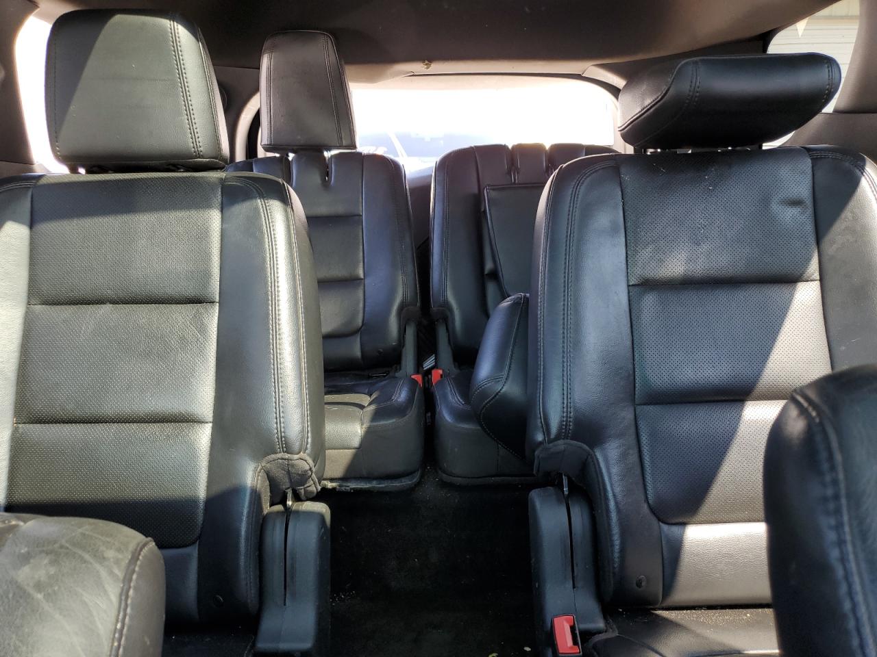 2012 Ford Explorer - Image 10