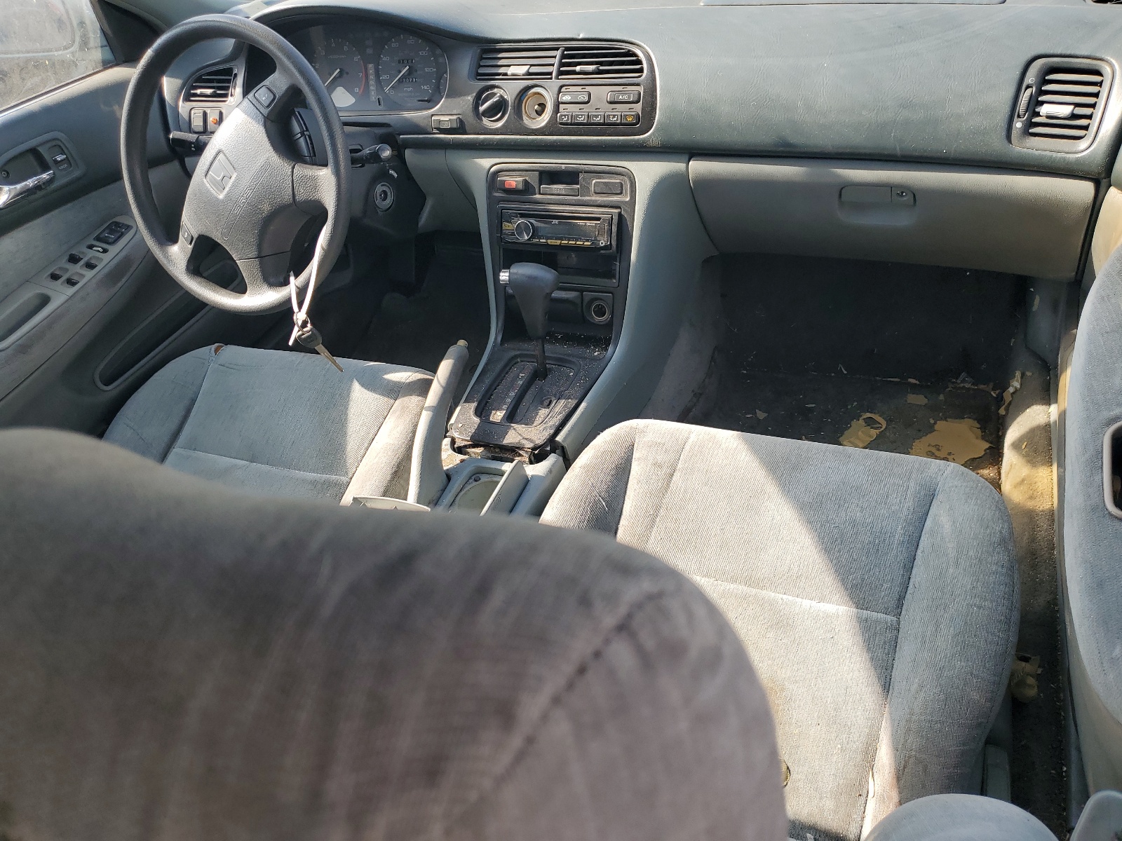 1HGCD5638SA049879 1995 Honda Accord Lx