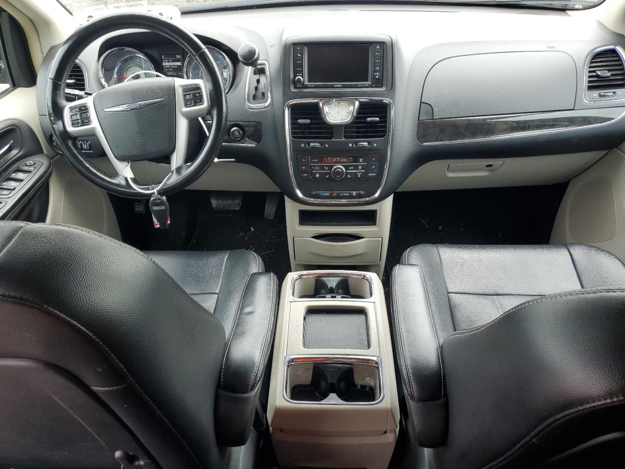 2015 Chrysler Town & Country Touring VIN: 2C4RC1BG2FR572829 Lot: 64498694