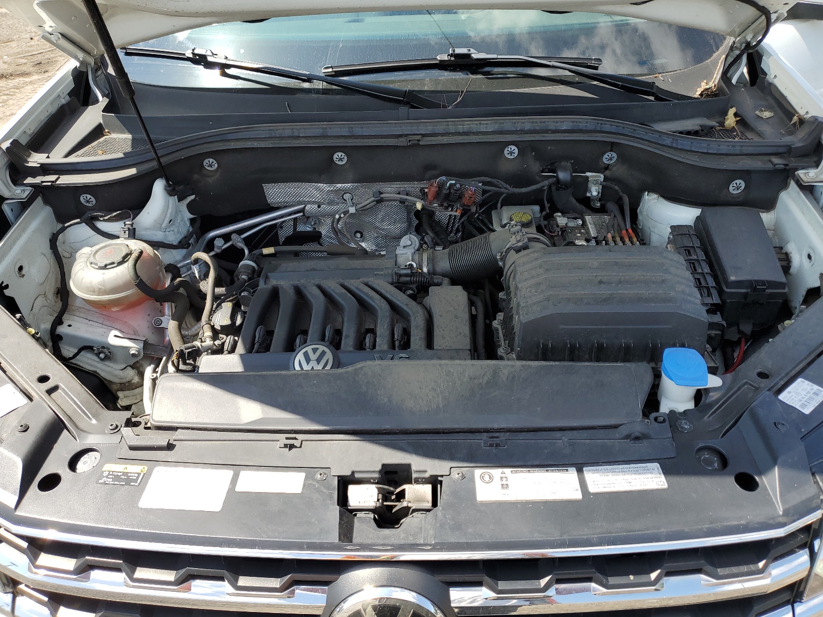 1V2UR2CA1KC610528 2019 Volkswagen Atlas Se