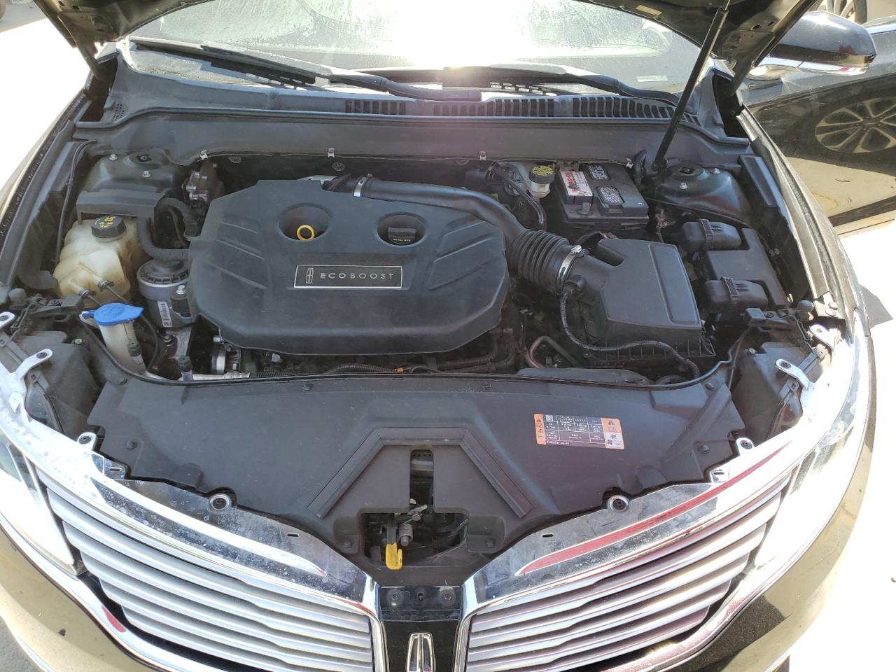 2016 Lincoln MKZ - Image 11